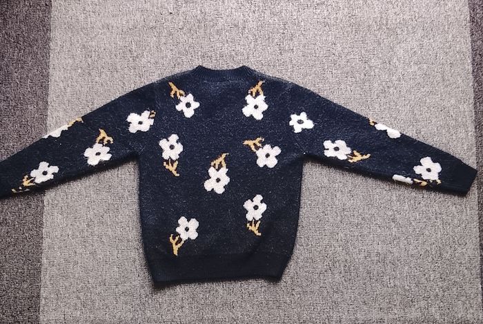 Pul  de Kiabi pour enfants Taille 10 ans - photo numéro 3