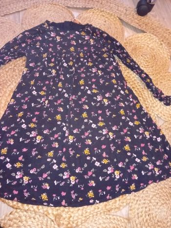 Robe tape à l'œil