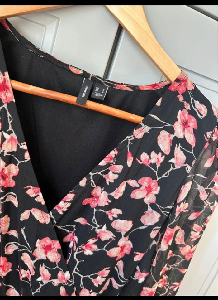 Robe fleurie cache cœur Vero Moda - photo numéro 2