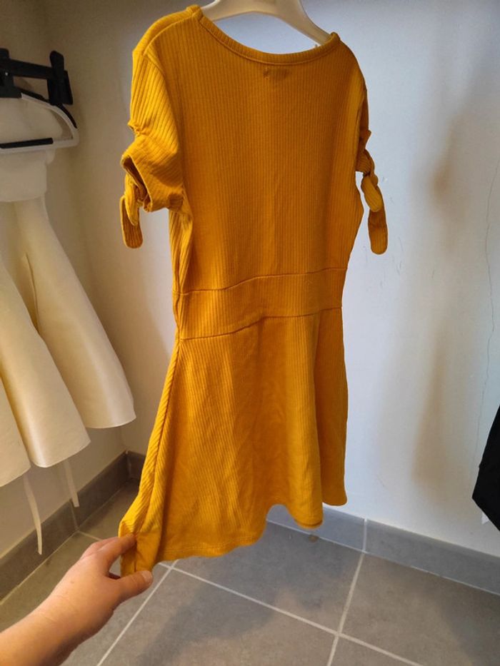 Robe fille 6 ans - photo numéro 3