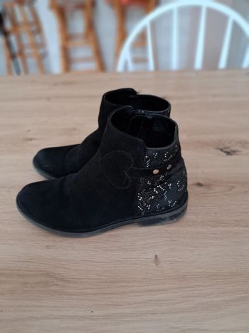 Bottines noires chaussea 33