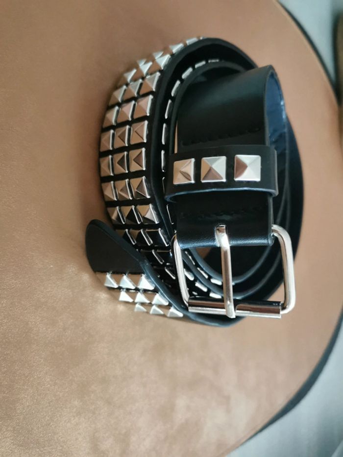 Ceinture de style punk années 80 noire - photo numéro 2