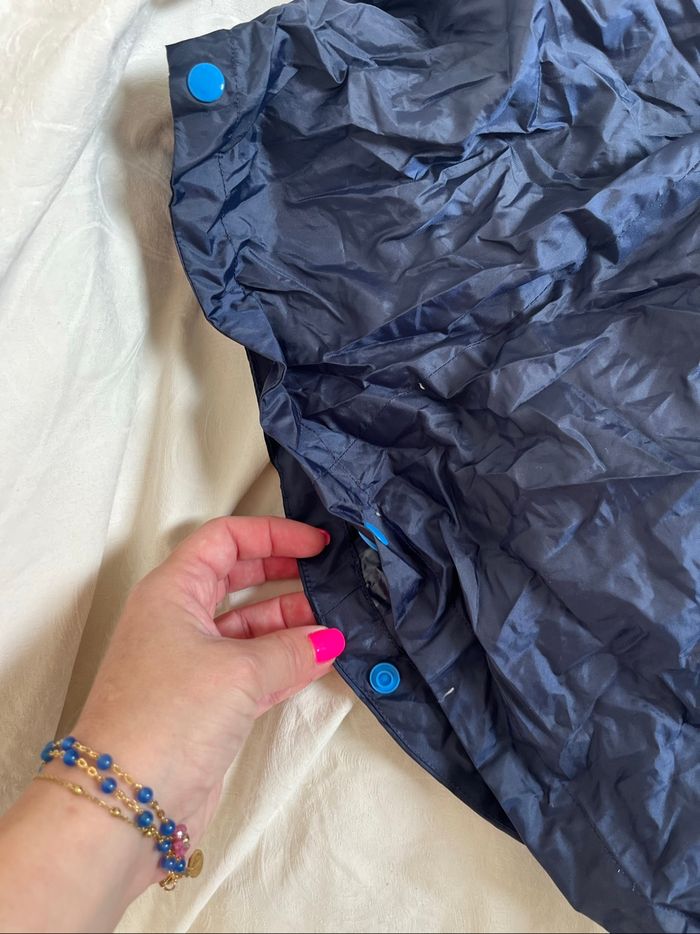 Poncho de pluie Décathlon bleu marine 6A TBE - photo numéro 5