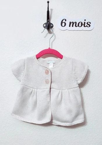 Gilet sans manche à boutons bébé fille T. 6 mois Obaïbi