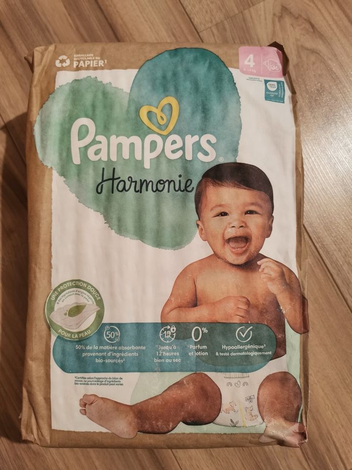 36 Couches Pampers Harmonie Taille 4