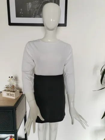 Robe fille taille 36 neuve