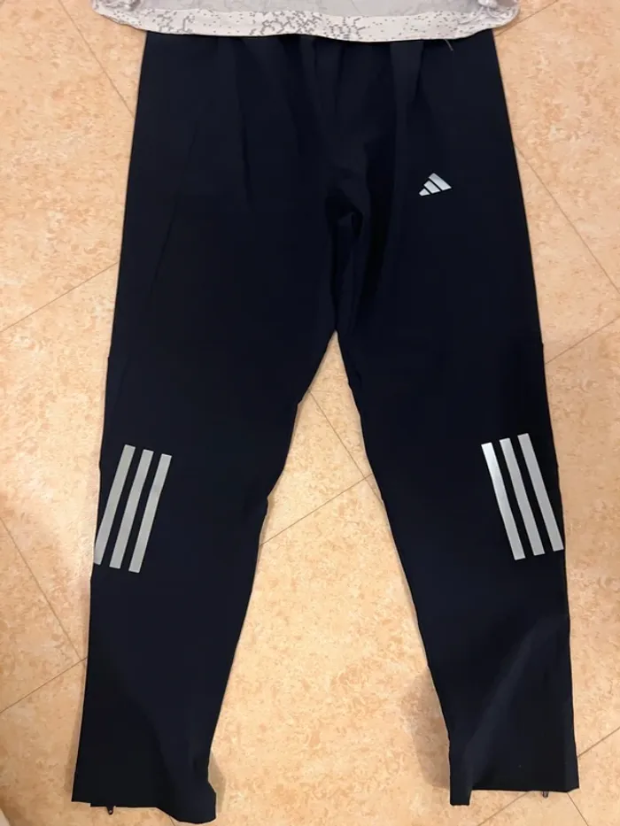 Survêtement sport  adidas pour enfants age 11/12 - photo numéro 6