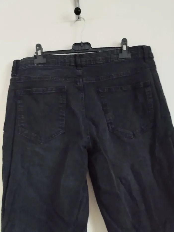 Jean homme taille 44 - photo numéro 4