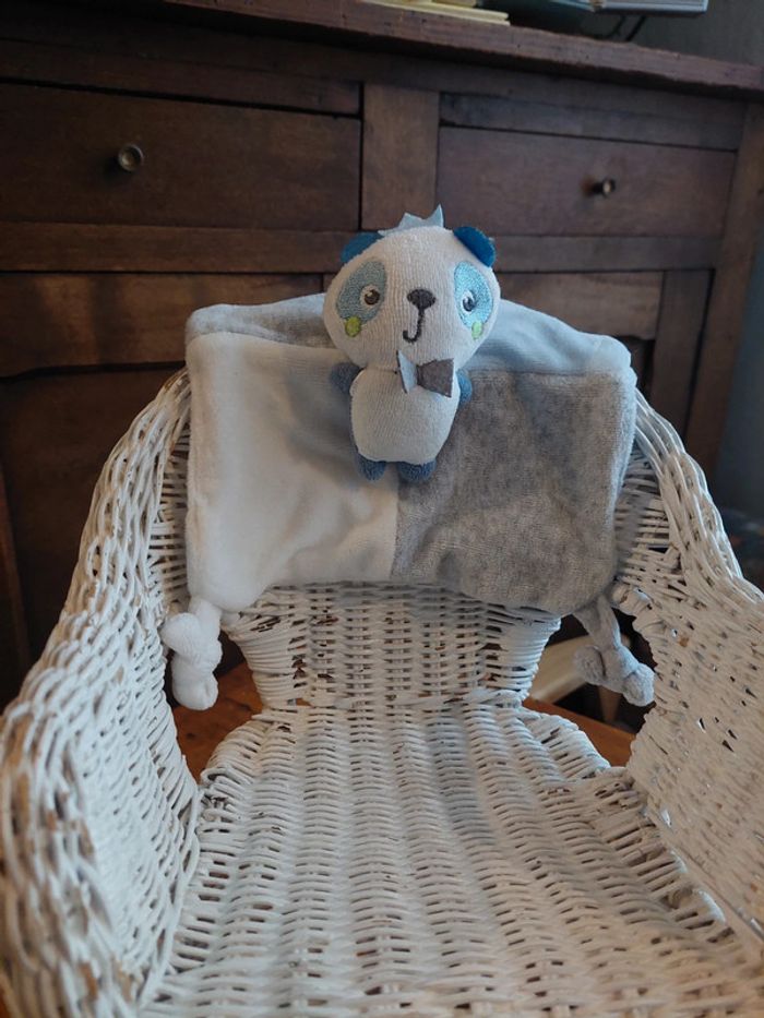 Doudou plat en velours panda Mots d'enfants