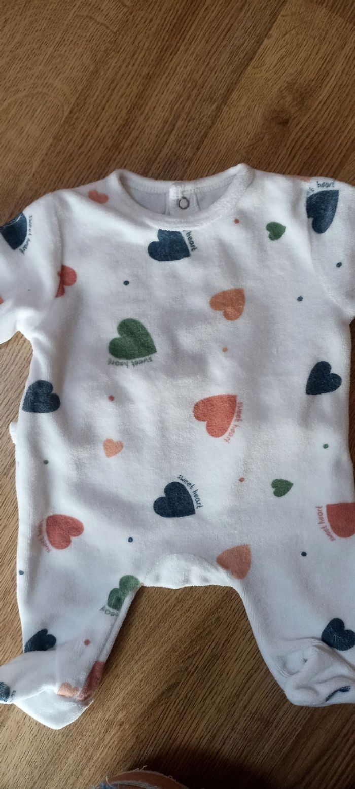 Lot Pyjama 1mois - photo numéro 8