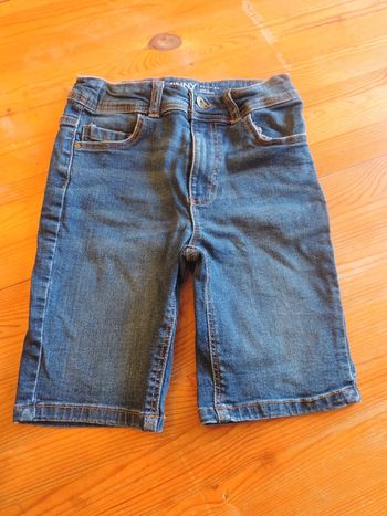Short en jean stretch taille 8-9 ans
