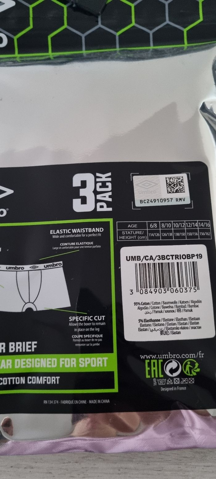 3 boxers umbro 10/12 ans - photo numéro 2