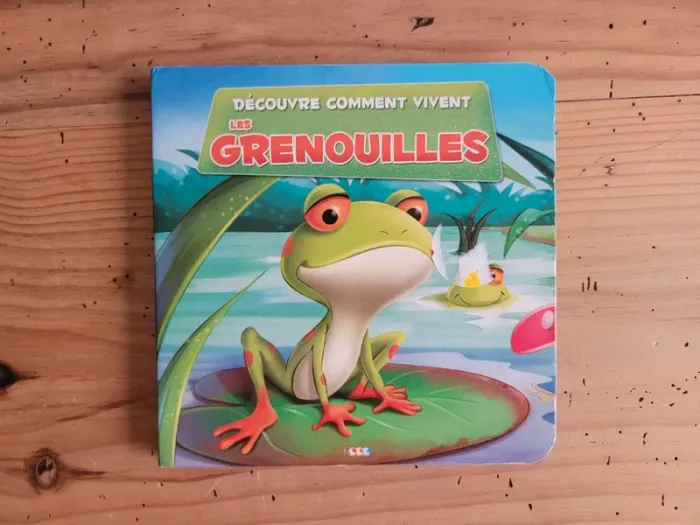 Livre cartonné documentaire Les Grenouilles