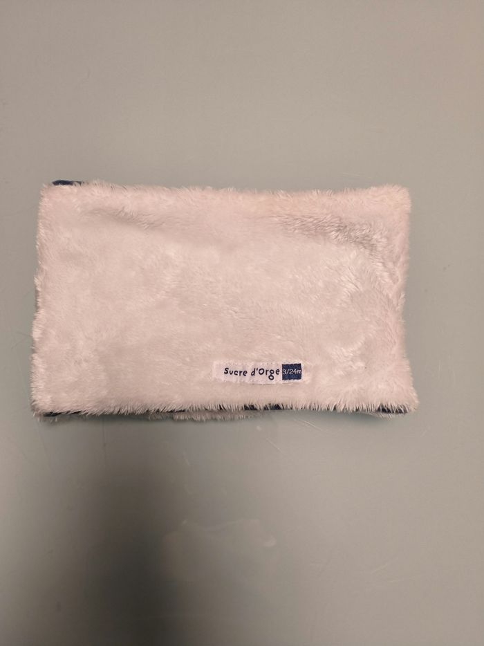 Tour de cou bébé sucre d'orge neuf 3/24 mois - photo numéro 3