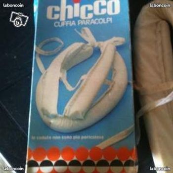 Protège tête marque chicco en mousse pour protéger la tête de bébé