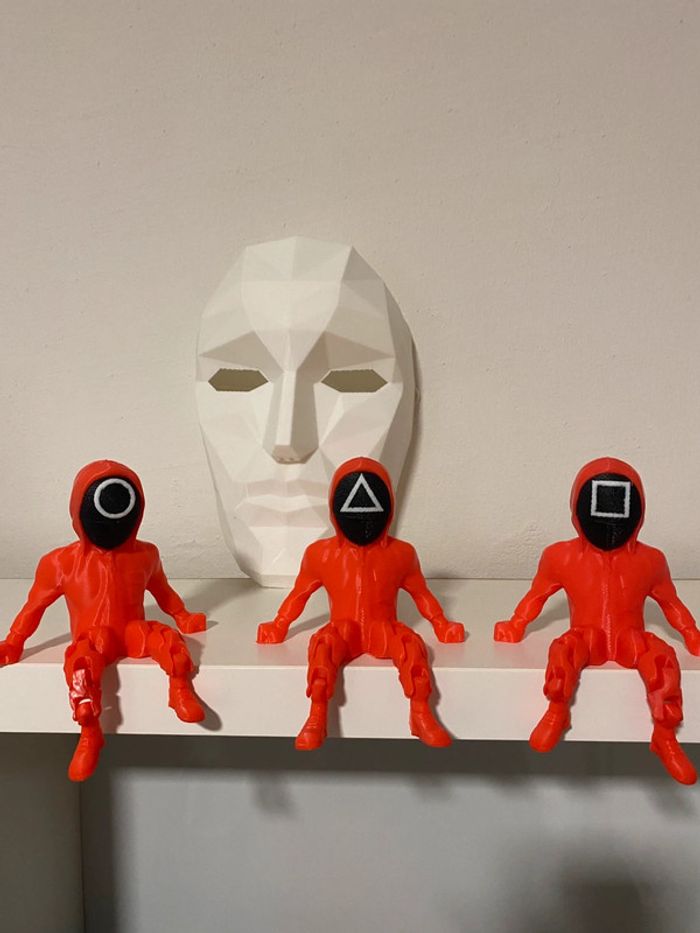 Lot de trois soldats squid game impression 3 D