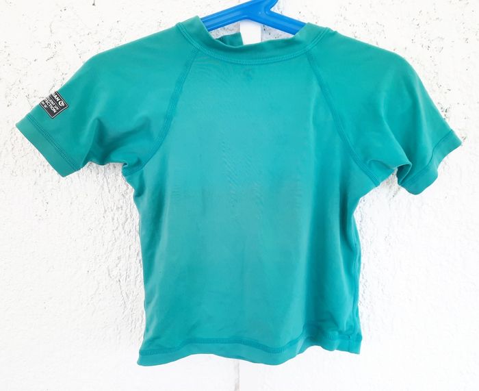 Haut manche courte anti uv