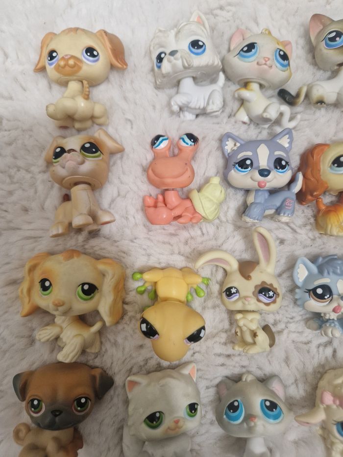 Lot de 23h petshops - photo numéro 2