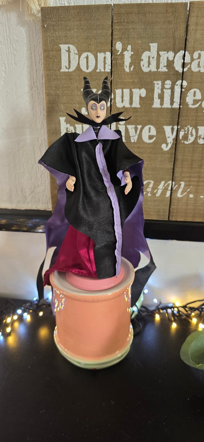 Lot de 7 magnifique poupées de collection porcelaine Disney princesse la belle au bois dormant - photo numéro 6