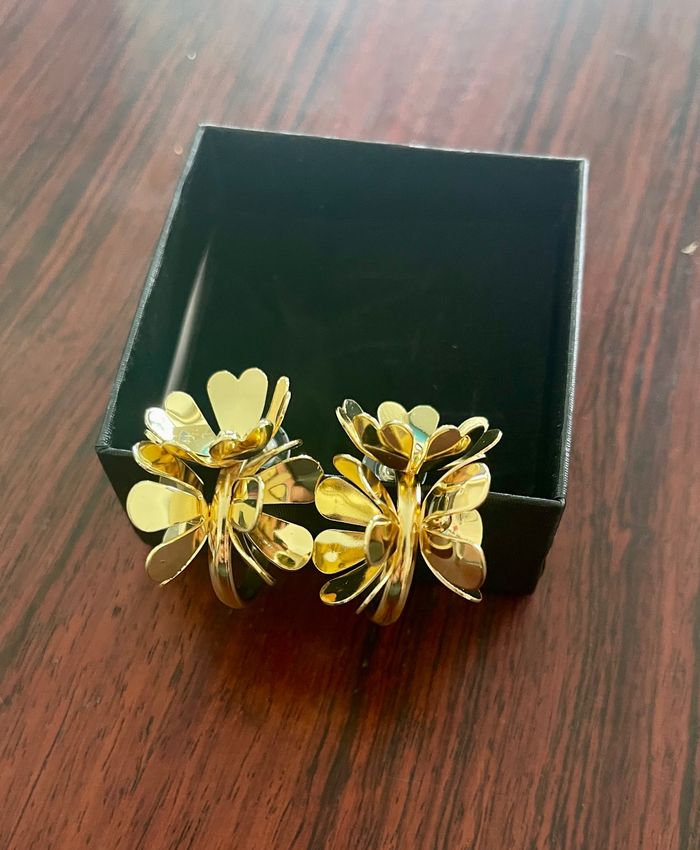Boucles d’oreilles doré - photo numéro 4