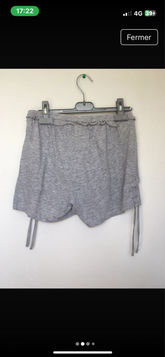 short gris - photo numéro 2