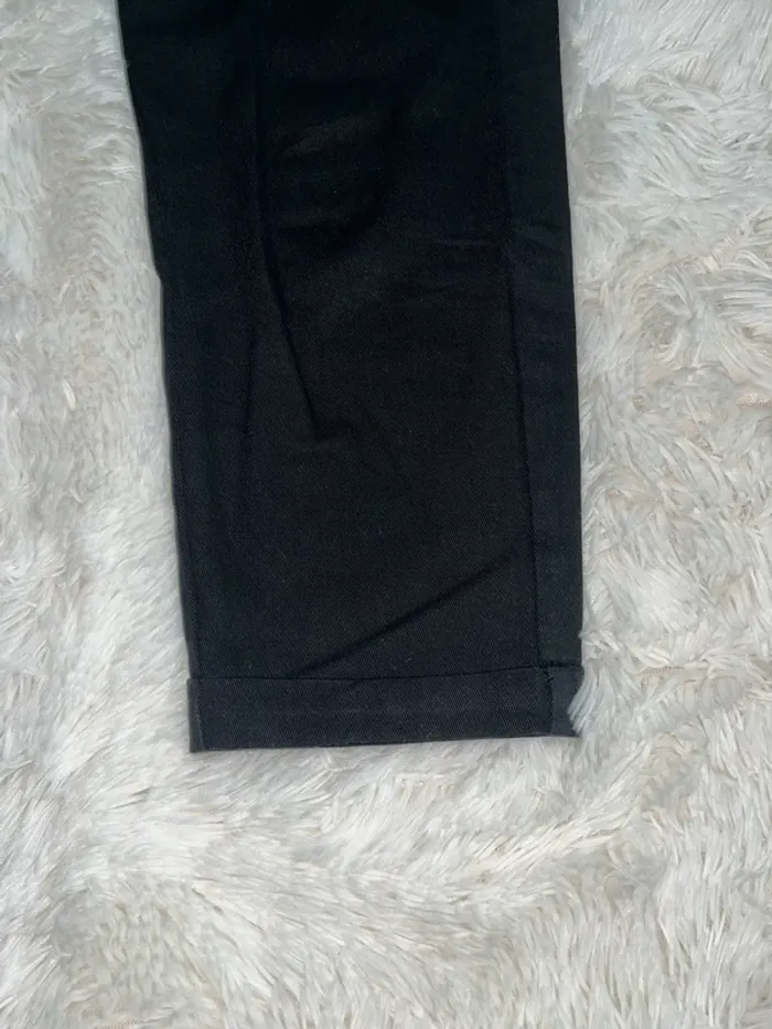 Pantalon noir - photo numéro 3