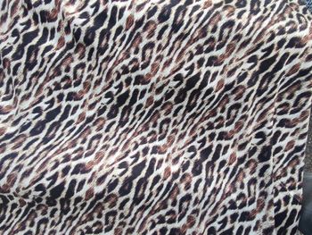 Tissu satin imprimé soyeux coupon de 3