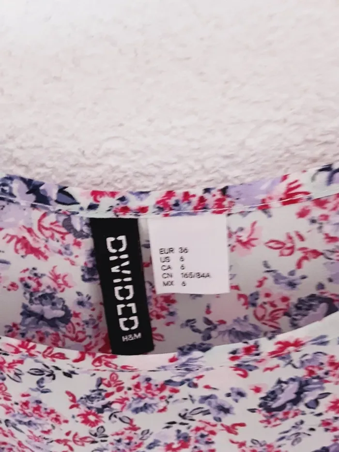 Crop top à fleurs 🌺 - photo numéro 3
