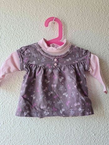 tee-shirt sous pull violet et rose