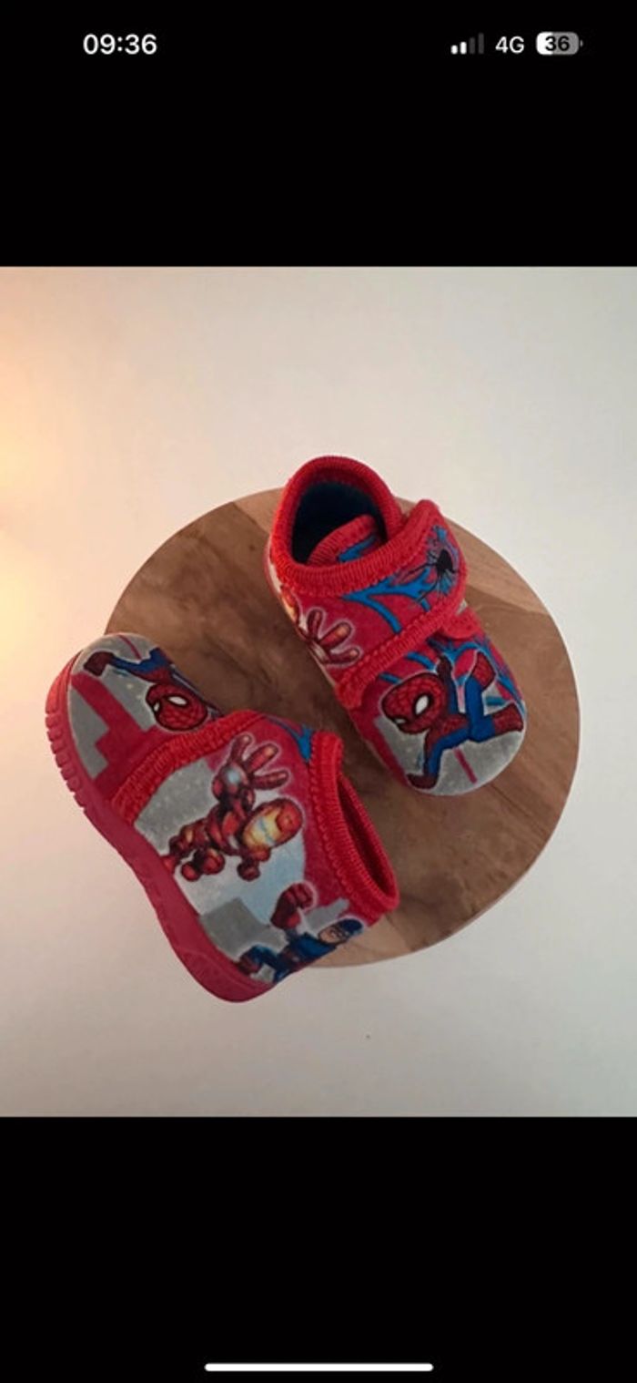 Chaussons marvel 19 - photo numéro 3