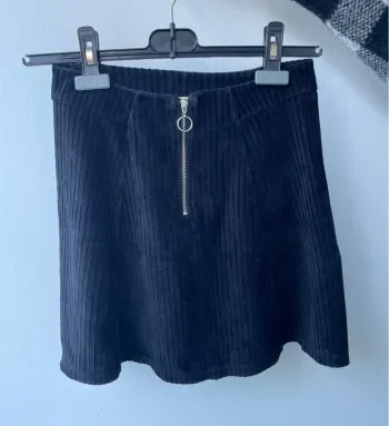 Jupe velours noire Pull&bear