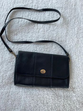 Sac pochette bandoulière imitation similicuir bleu marine