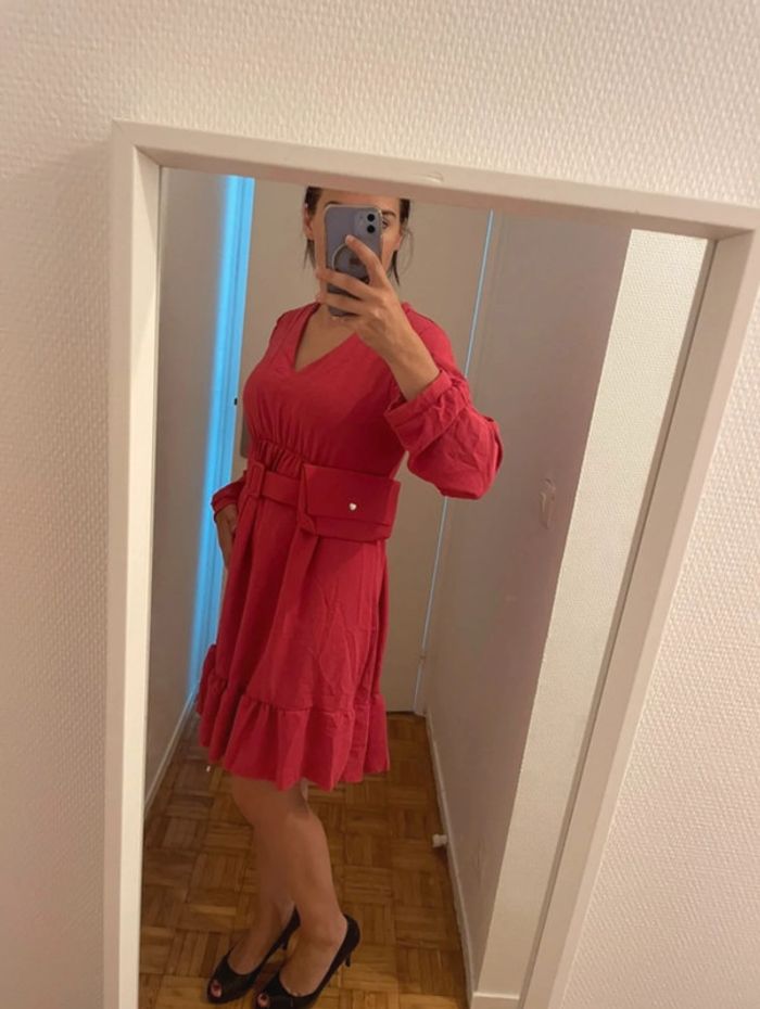 Robe rose avec sa pochette à la ceinture 36/38 - photo numéro 3