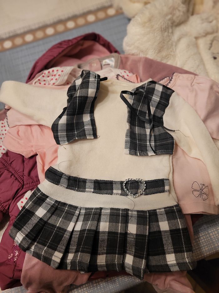 Vends lot habilles hiver fille 3mois - photo numéro 10