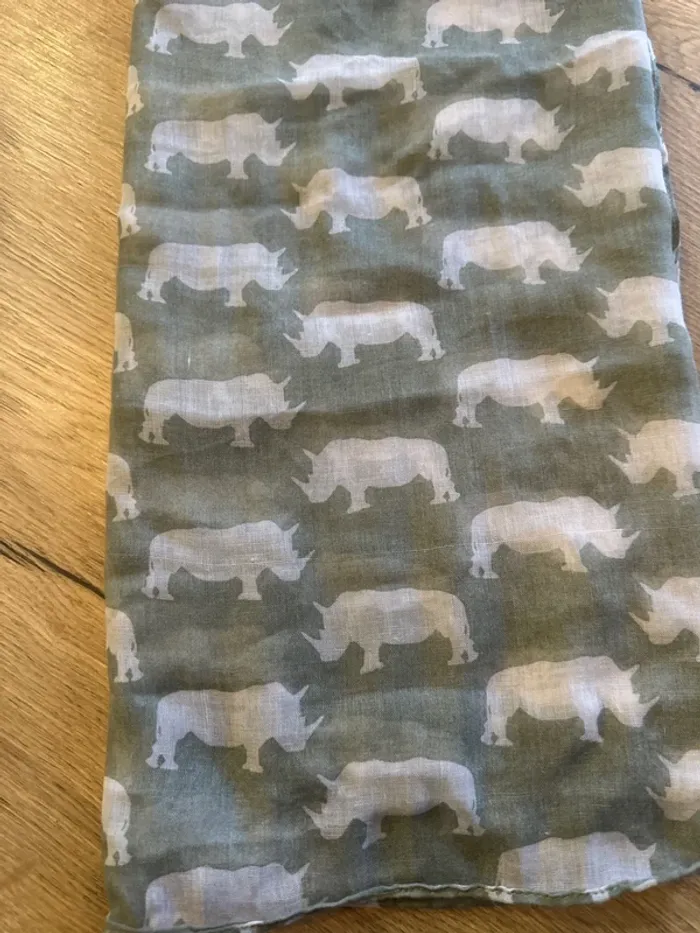 Foulard - photo numéro 2