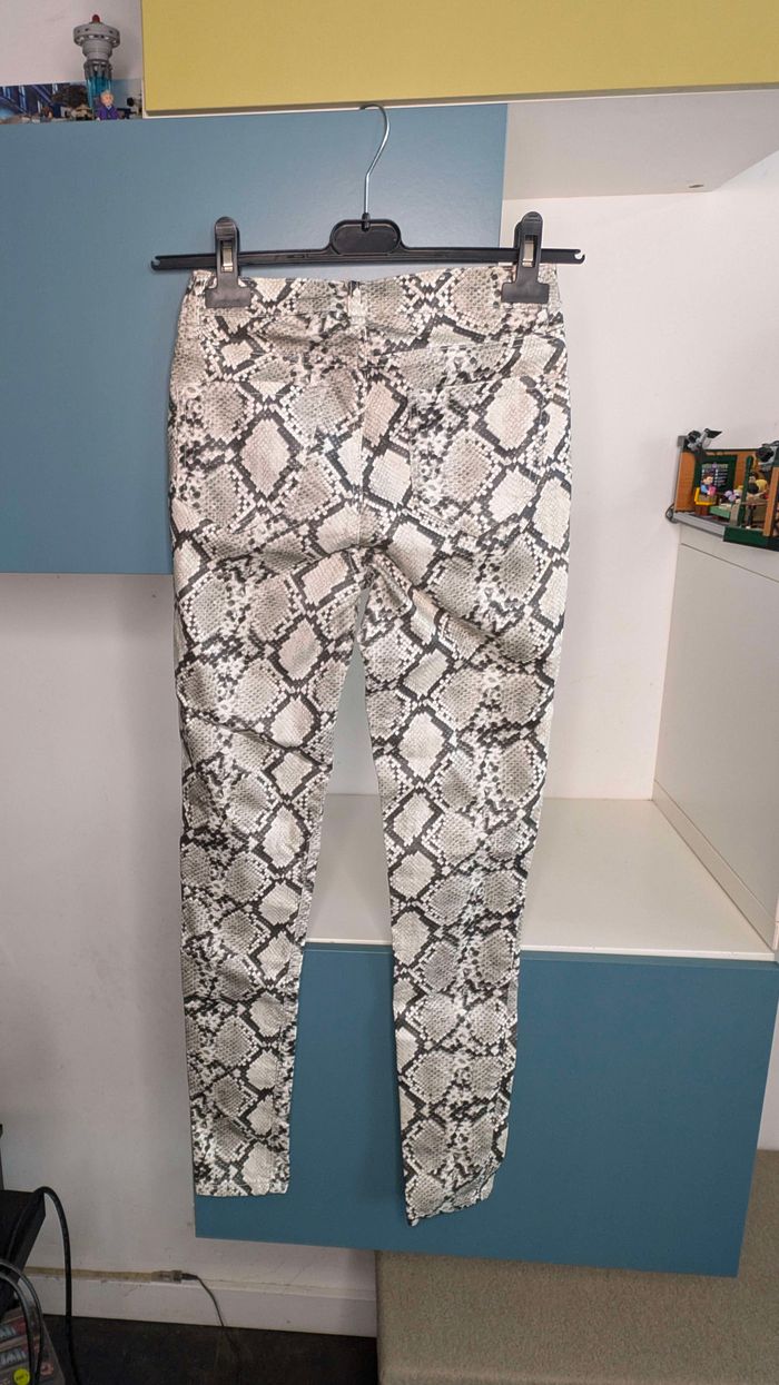 Pantalon imprimé serpent Cindy H, Taille 34 - photo numéro 2