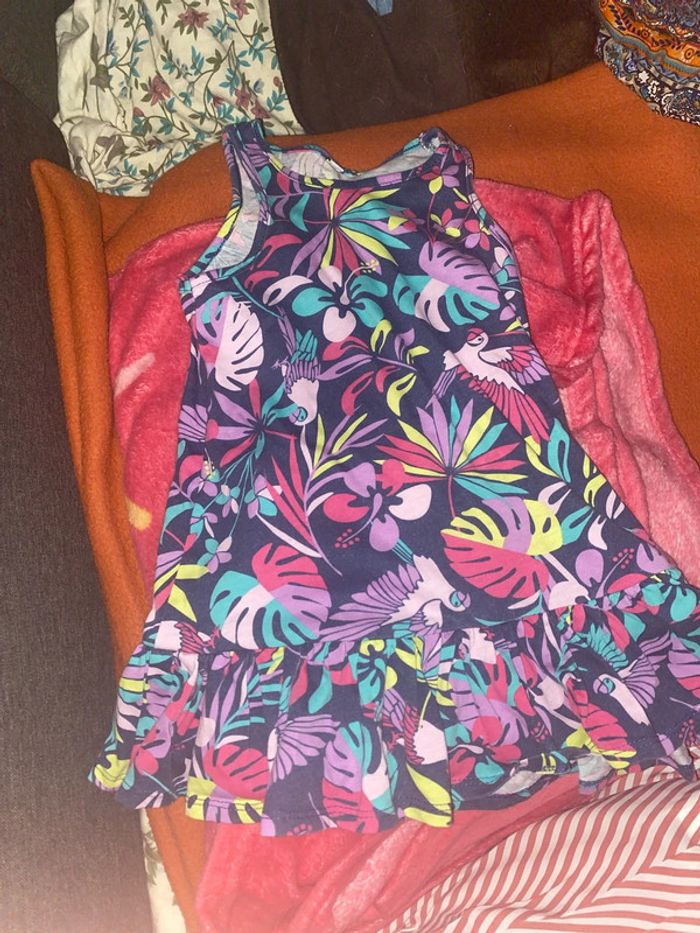 Robe sans manches