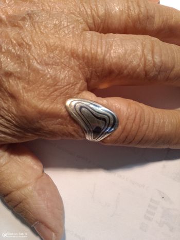 Bague manchette chic en argent avec trois poissons