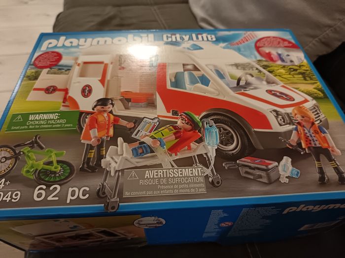 Ambulance playmobil - photo numéro 4