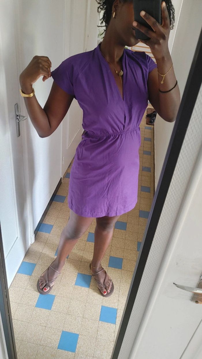 Mini robe violet décolleté - photo numéro 6