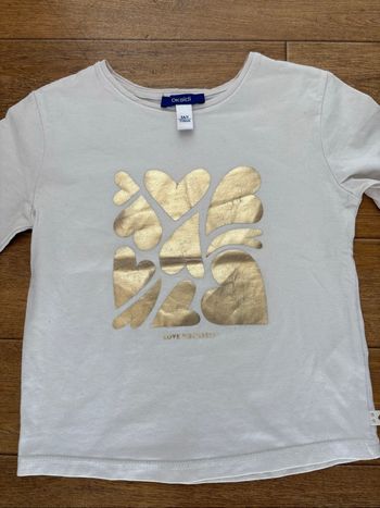 Tee-shirt, taille 5 ans.