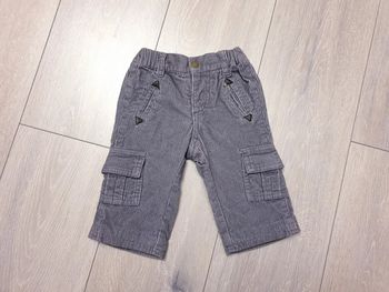 Pantalon gris. Garçon 6 mois. Marque Vertbaudet