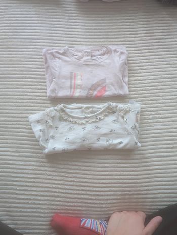 Lot 2 t-shirts manches longues