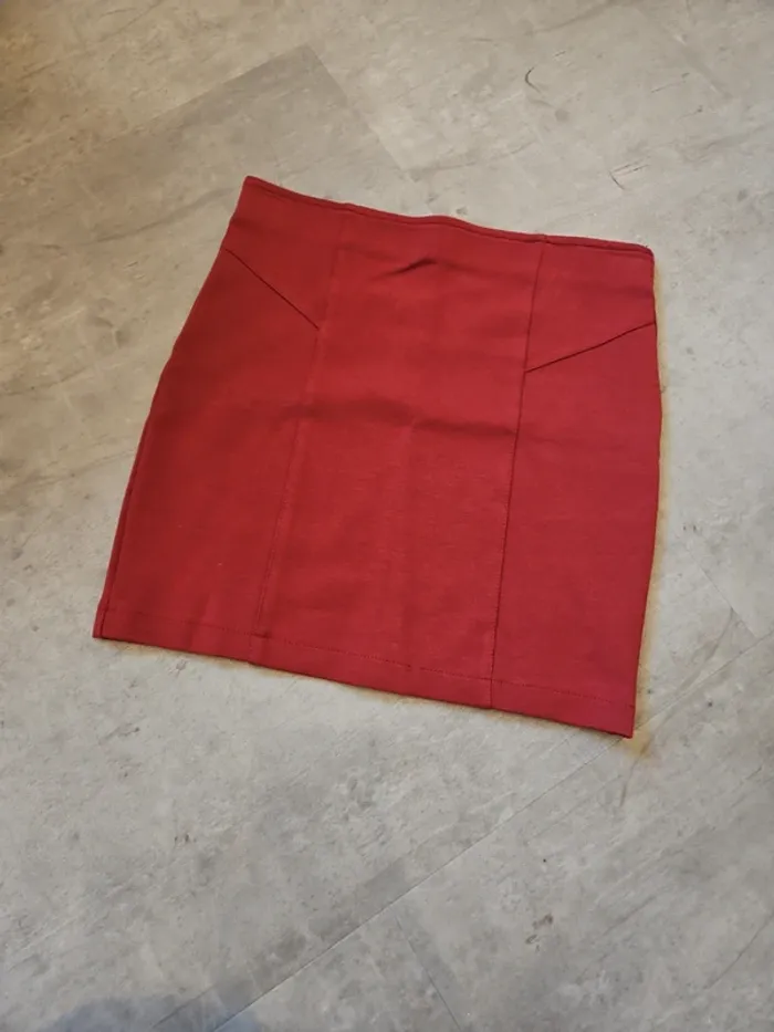 Mini jupe bordeaux