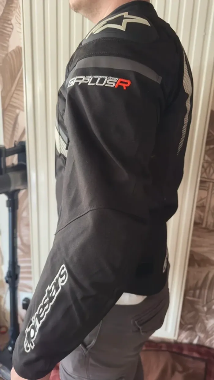 Veste moto - photo numéro 2