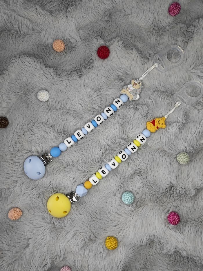 Attache tétine pan pan