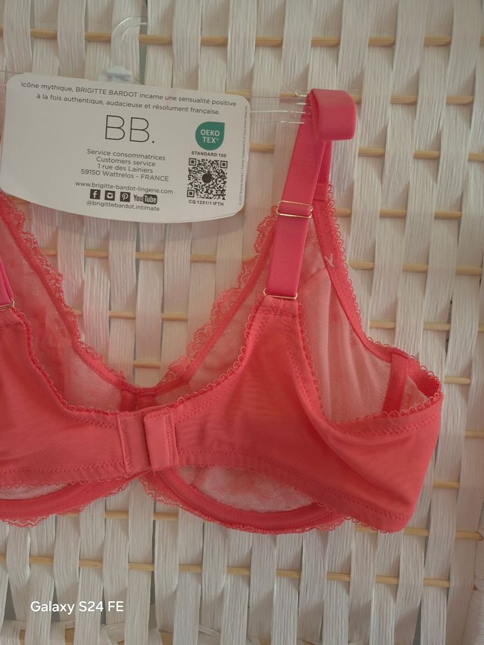 Soutien-gorge avec armatures Brigitte Bardot dentelle corail neuf 100C femme - photo numéro 6