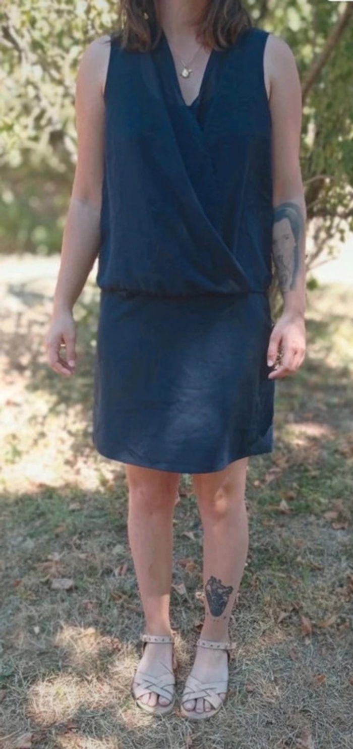 Robe courte Only taille 38 bleu marine - photo numéro 7