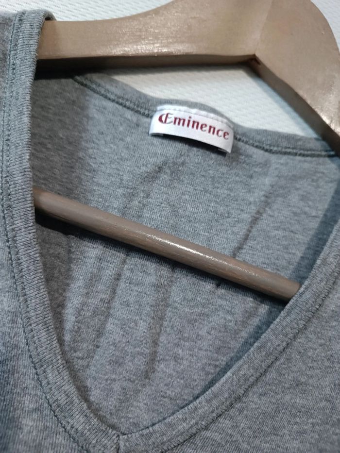 T-shirt coton gris col V Eminence M - photo numéro 2