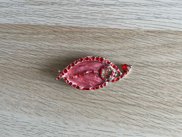 Pendentif feuille rouge - photo numéro 3